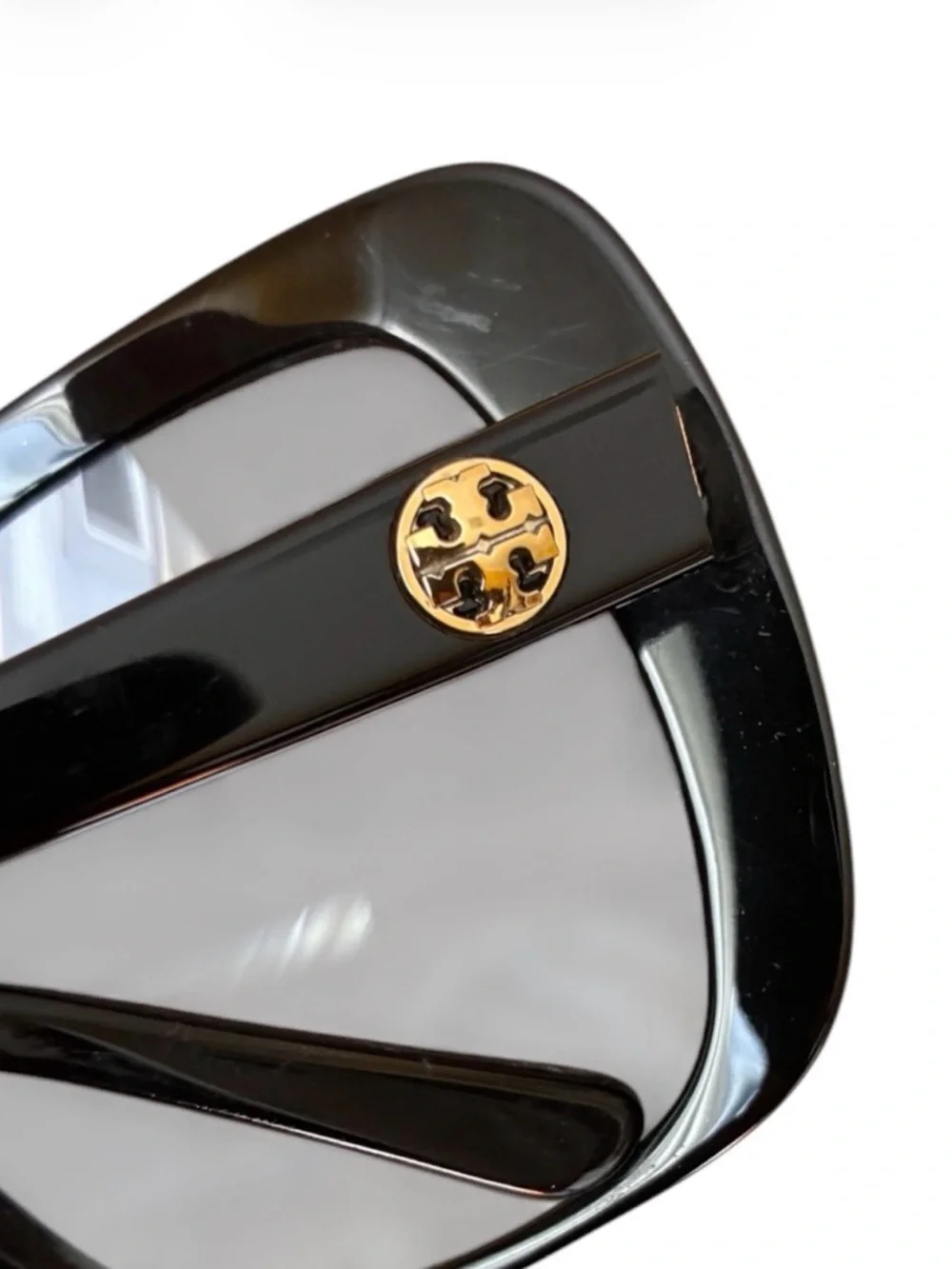 TORY BURCH Sunglasses